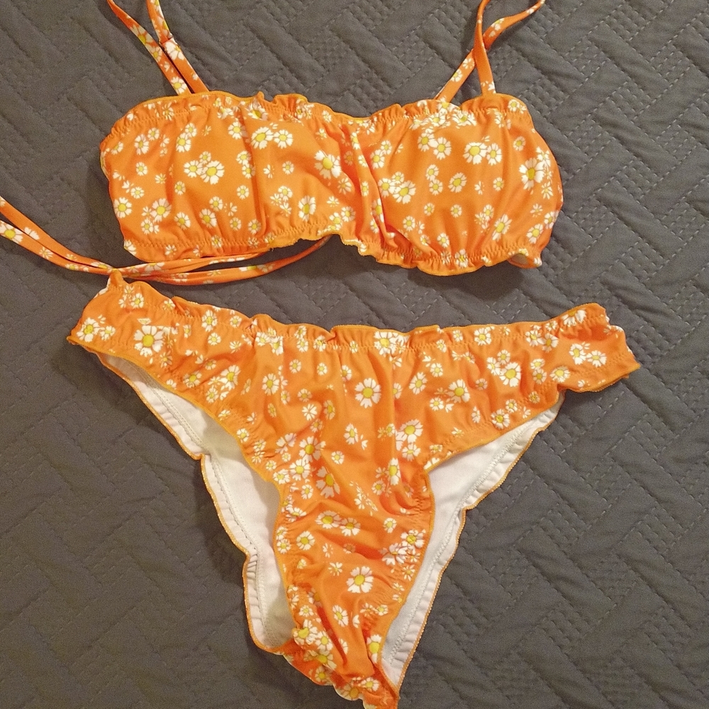 Bathing suit